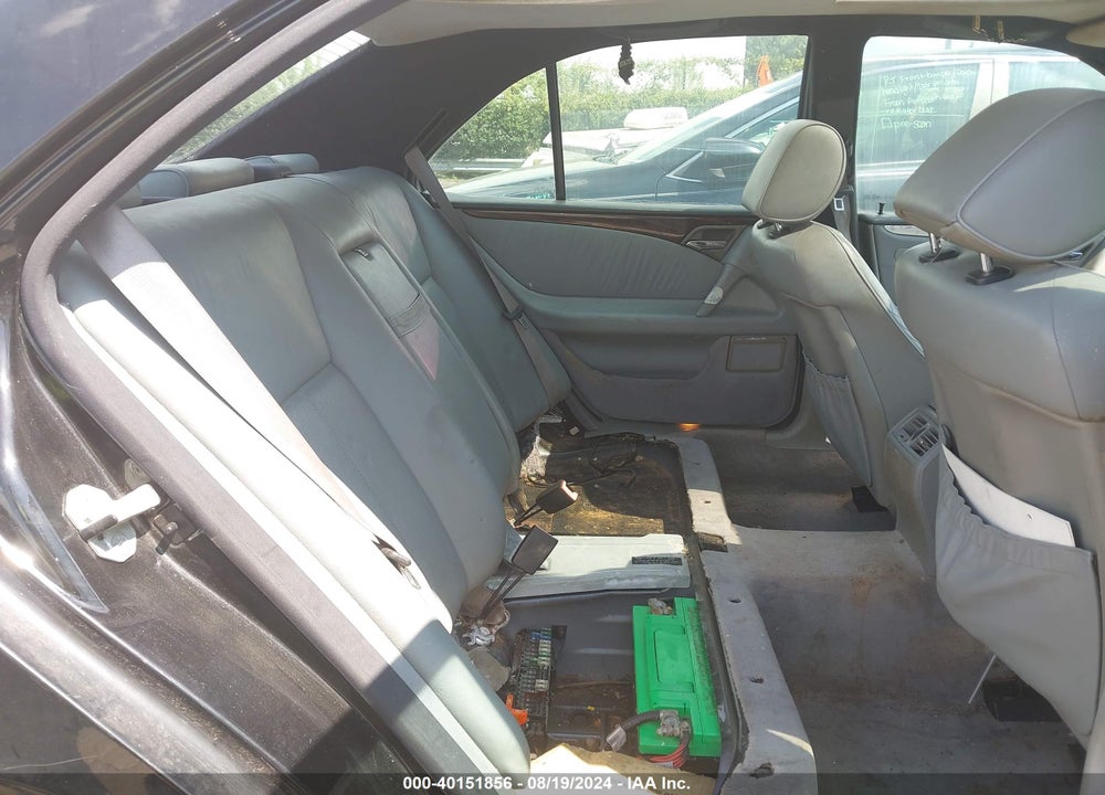 1996 MERCEDES-BENZ E 320 VIN: WDBJF55F1TJ018789