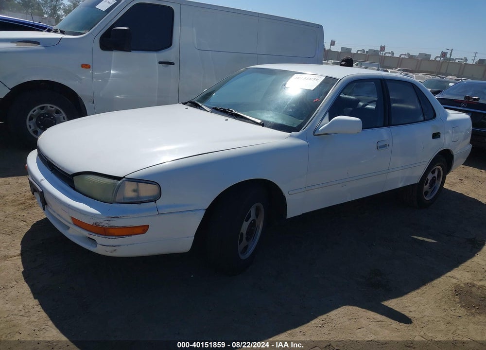 1992 TOYOTA CAMRY LE VIN: 4T1SK12E1NU091194