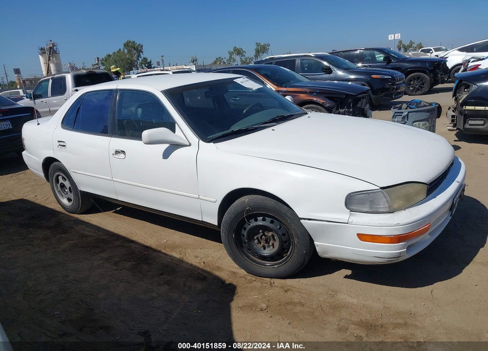 1992 TOYOTA CAMRY LE VIN: 4T1SK12E1NU091194