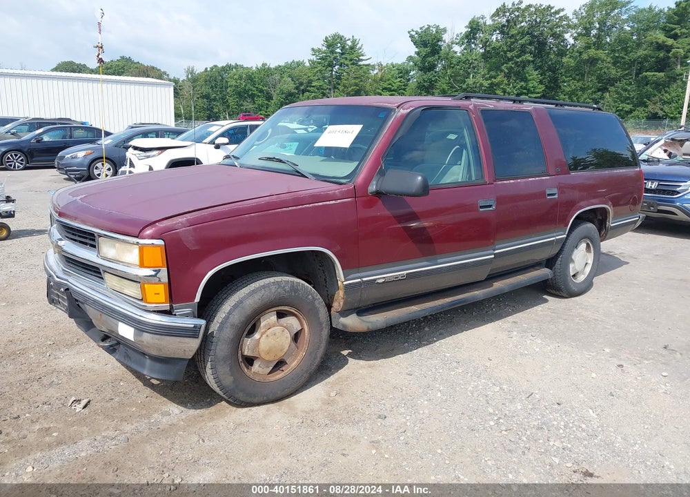 1999 CHEVROLET SUBURBAN 1500 LT VIN: 1GNFK16R3XJ432898