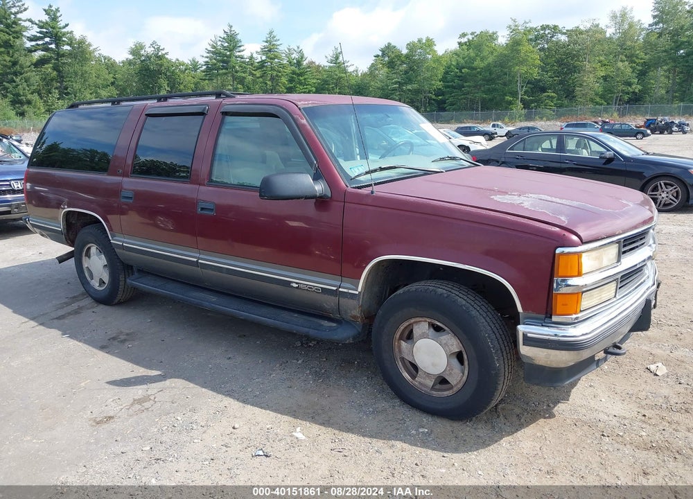 1999 CHEVROLET SUBURBAN 1500 LT VIN: 1GNFK16R3XJ432898