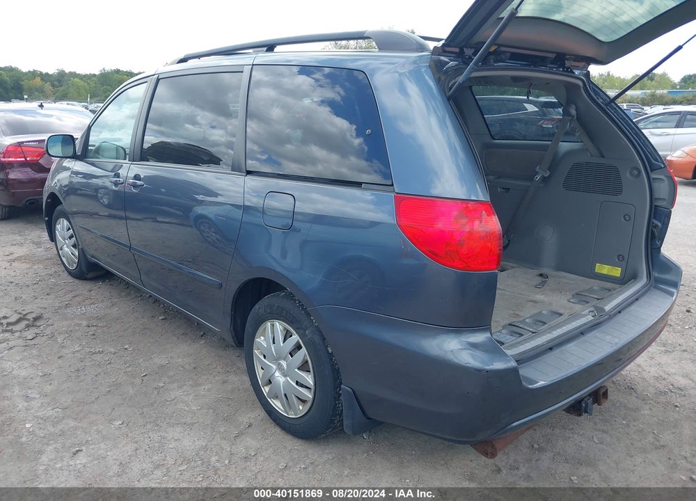 2010 TOYOTA SIENNA LE VIN: 5TDKK4CC9AS323302