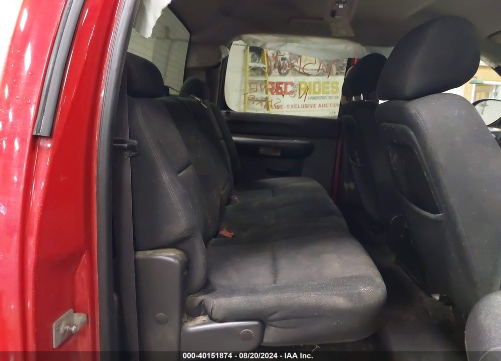 2011 CHEVROLET SILVERADO 1500 LT VIN: 3GCPKSE35BG359124