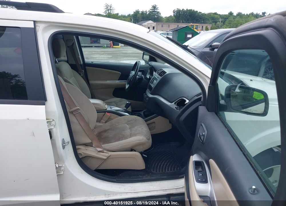 2014 DODGE JOURNEY SE VIN: 3C4PDDAG7ET187737