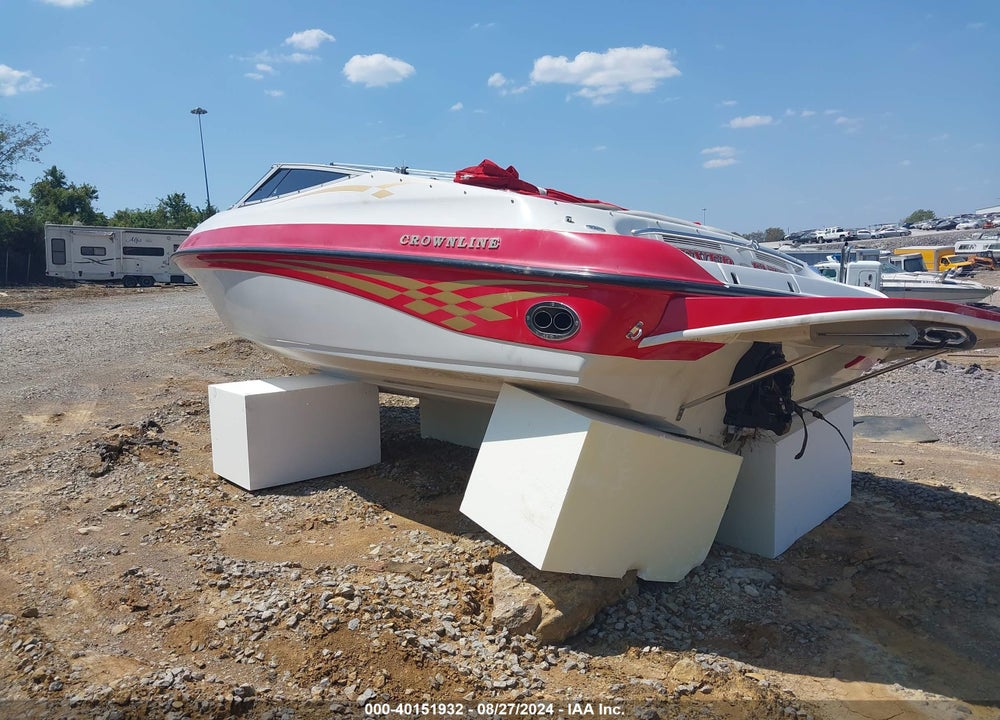 1998 CROWNLINE SKIBOAT VIN: JTC30630C898