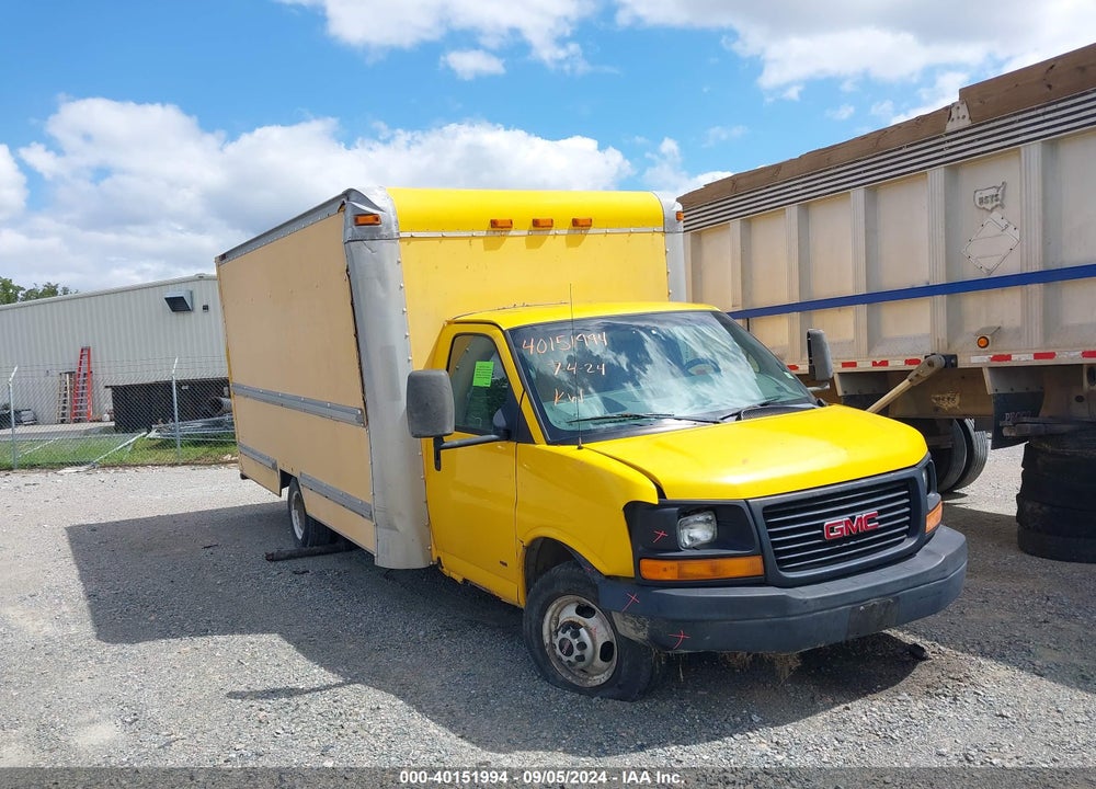 2004 GMC SAVANA CUTAWAY STANDARD W/C7A VIN: 1GDHG31UX41904581