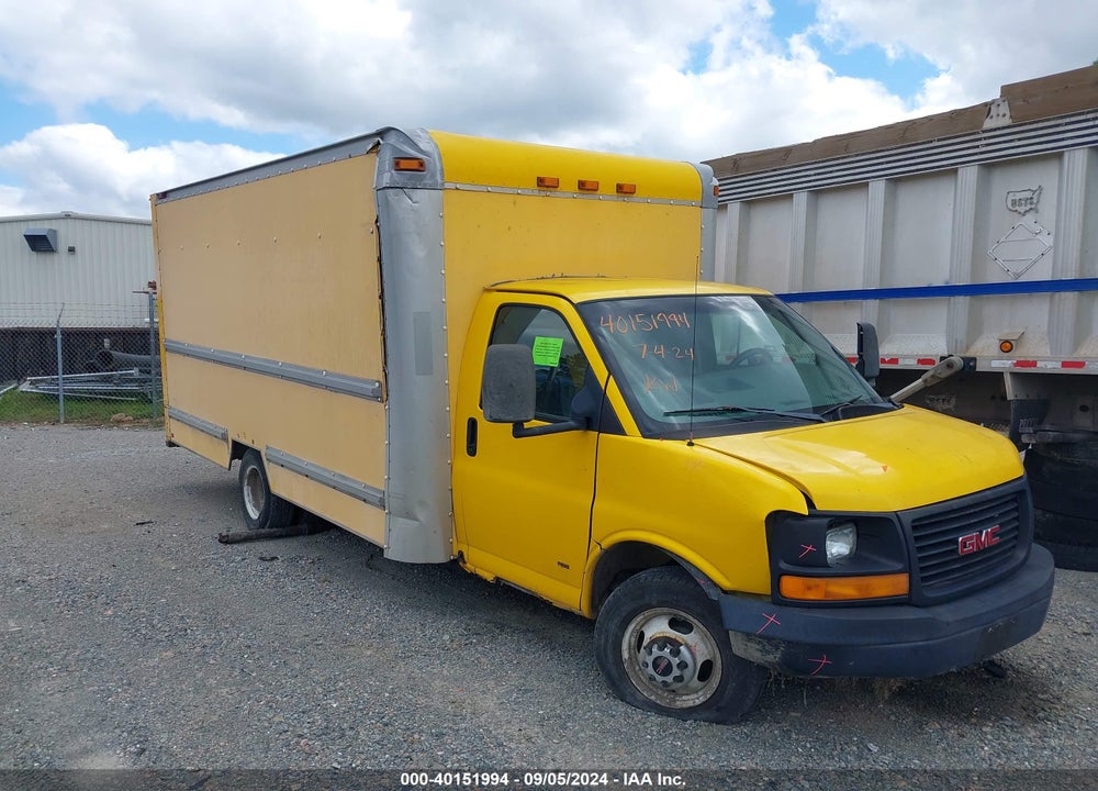 2004 GMC SAVANA CUTAWAY STANDARD W/C7A VIN: 1GDHG31UX41904581
