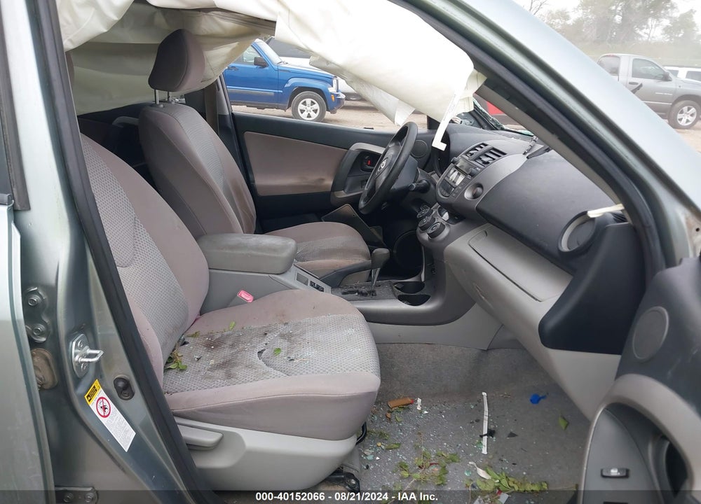 2006 TOYOTA RAV4 VIN: JTMZD33V066019318