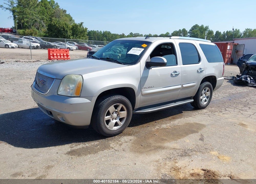 2007 GMC YUKON DENALI VIN: 1GKFK63837J310175