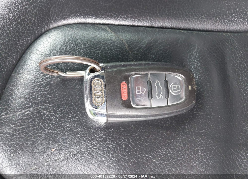 2010 AUDI A5 2.0T PREMIUM VIN: WAUJFAFH5AN013236