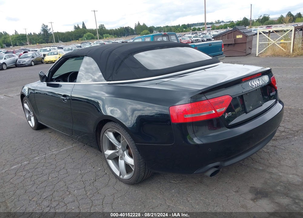 2010 AUDI A5 2.0T PREMIUM VIN: WAUJFAFH5AN013236