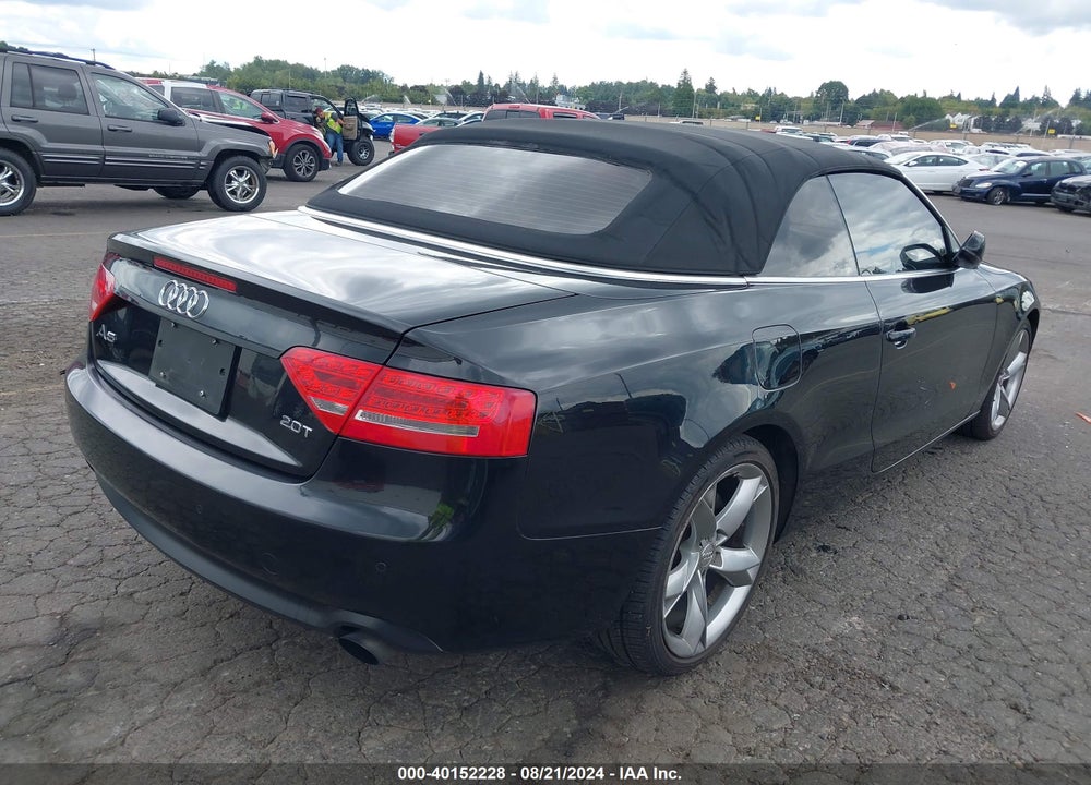 2010 AUDI A5 2.0T PREMIUM VIN: WAUJFAFH5AN013236