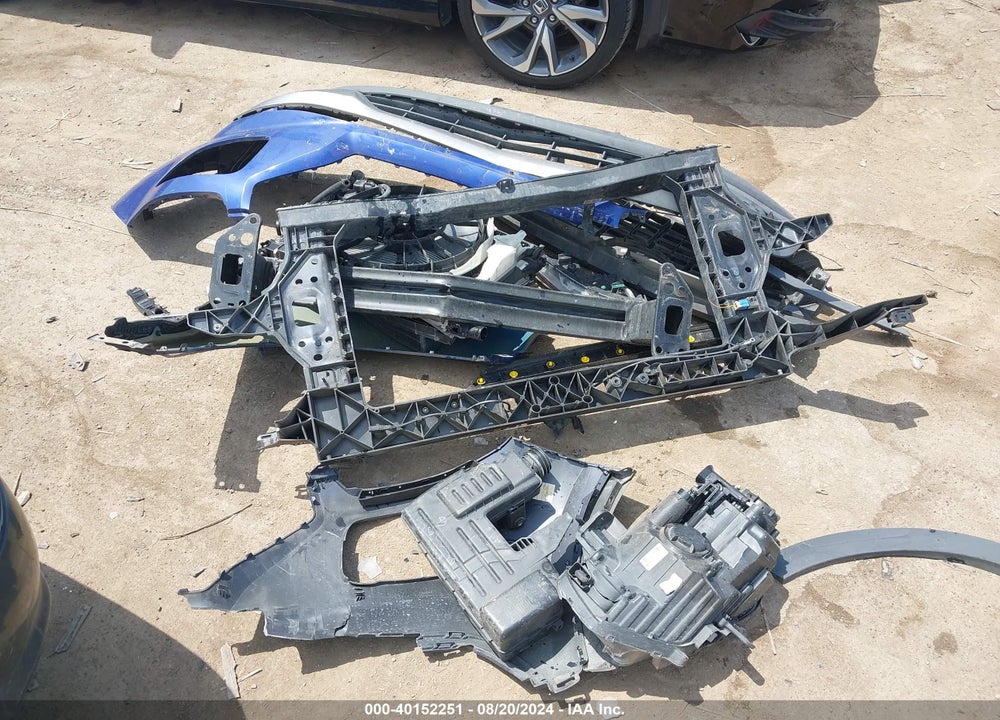 2021 HYUNDAI VENUE SE VIN: KMHRB8A31MU099060