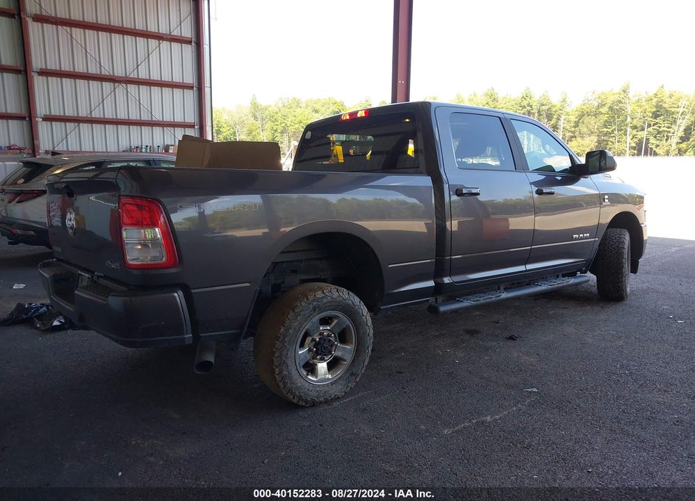 2021 RAM 2500 BIG HORN 4X4 6'4 BOX VIN: 3C6UR5DL8MG585539