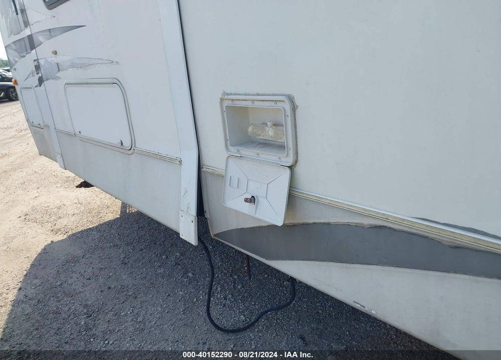 2006 KEYSTONE COUGAR SERIES M-302R VIN: 4YDT3022X6B070523