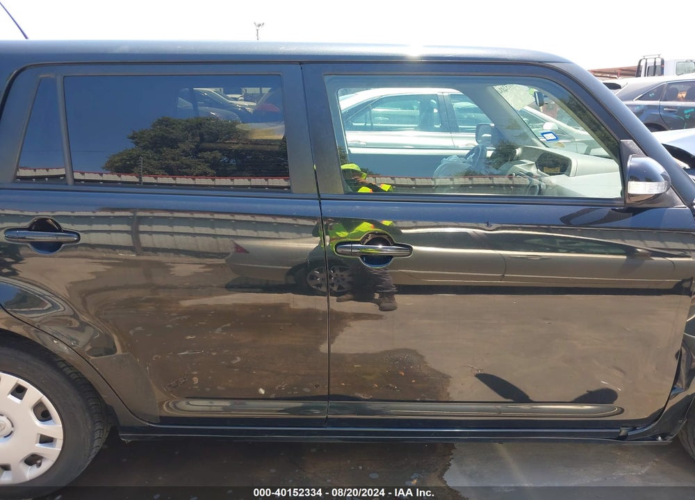 2012 SCION XB VIN: JTLZE4FE2CJ027304