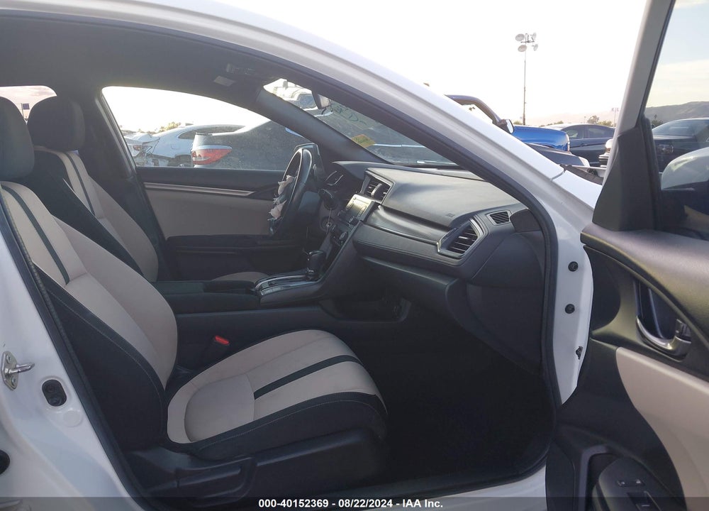 2017 HONDA CIVIC SPORT VIN: SHHFK7H41HU222014