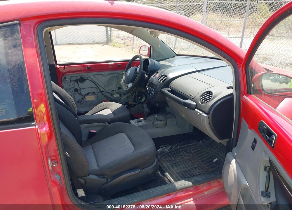 2005 VOLKSWAGEN NEW BEETLE GLS VIN: 3VWCK31C95M410864