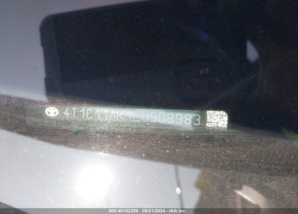 2020 TOYOTA CAMRY LE VIN: 4T1C11AK1LU908983