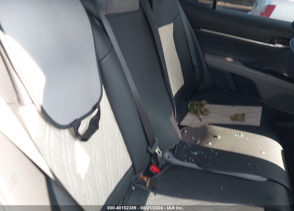 2020 TOYOTA CAMRY LE VIN: 4T1C11AK1LU908983