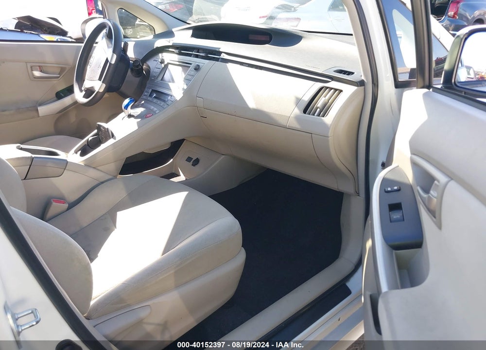 2014 TOYOTA PRIUS THREE VIN: JTDKN3DU6E1822862
