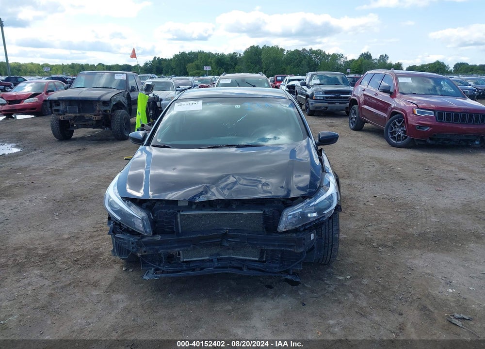 2017 KIA FORTE VIN: 3KPFK4A73HE018325