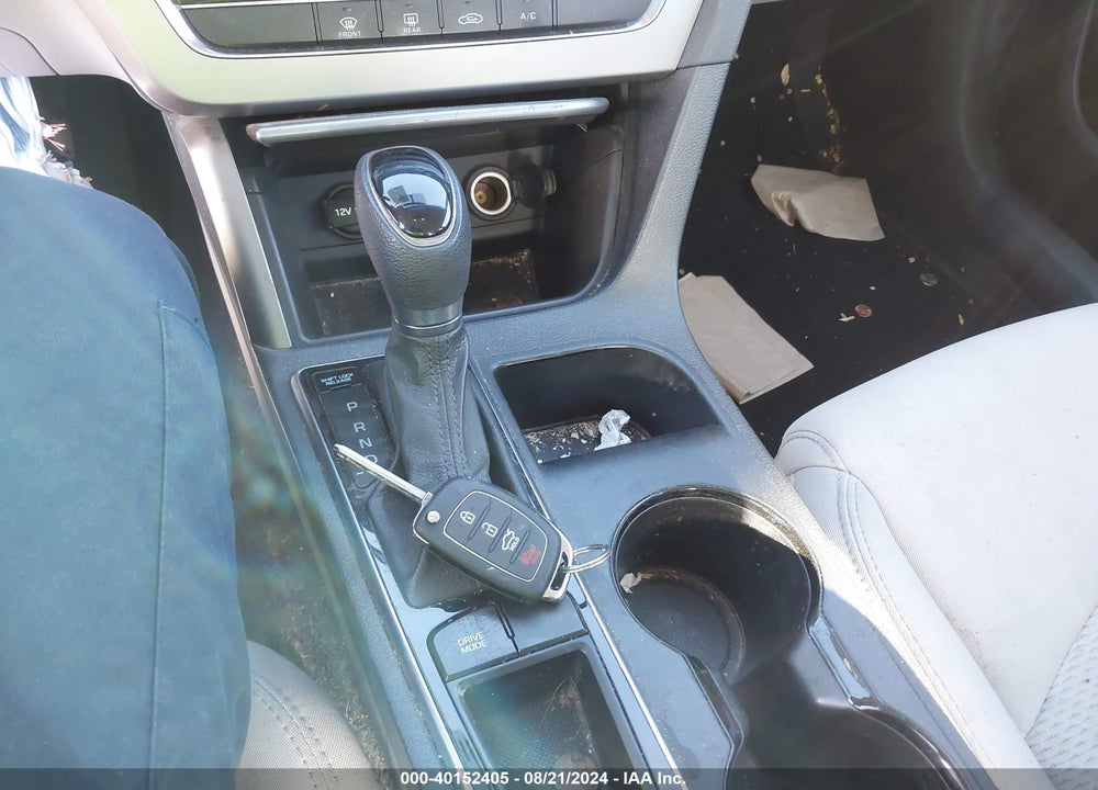 2016 HYUNDAI SONATA VIN: 5NPE24AF1GH396074