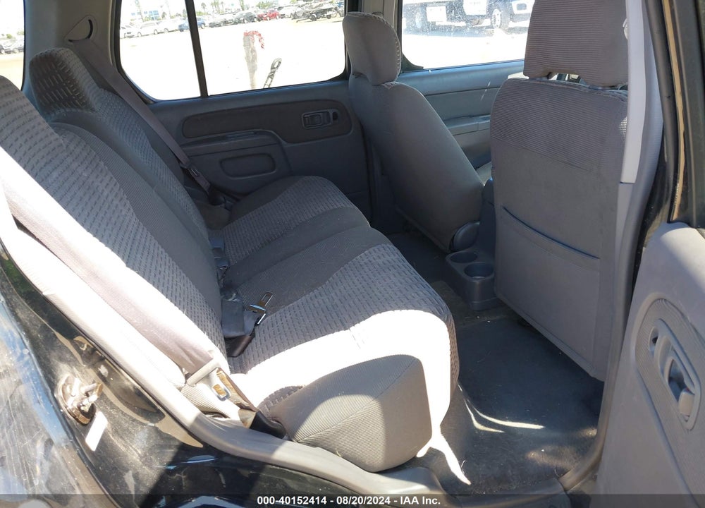 2000 NISSAN XTERRA VIN: 5N1ED28T7YC581832