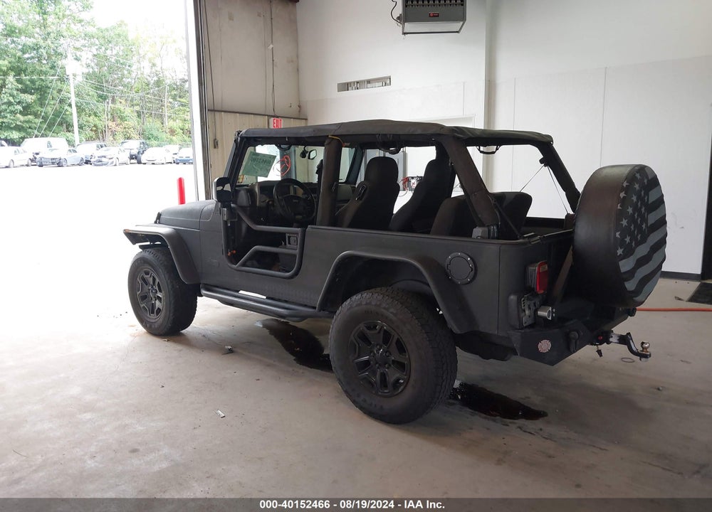 2005 JEEP WRANGLER UNLIMITED VIN: 1J4FA44S95P302700