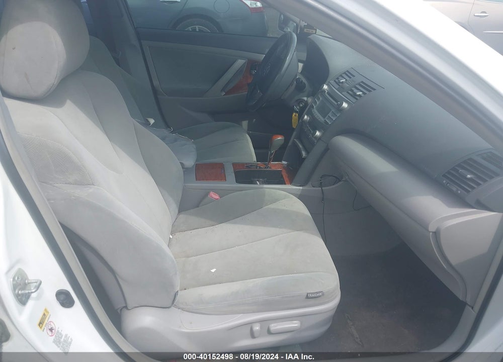 2009 TOYOTA CAMRY XLE VIN: 4T4BE46K39R052031