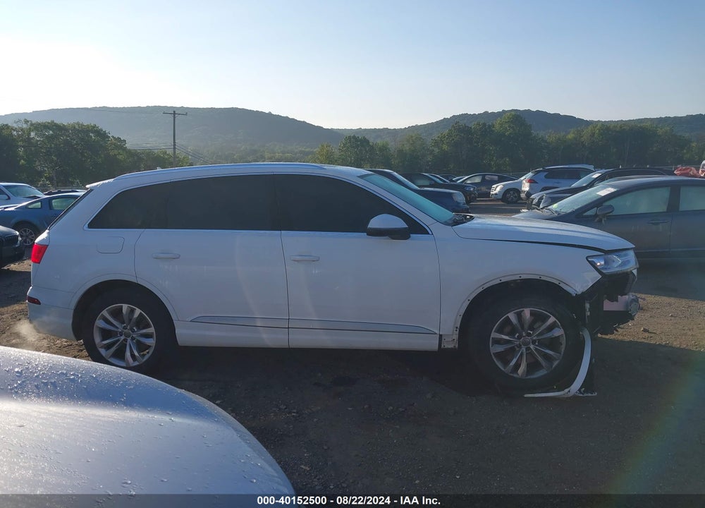 2017 AUDI Q7 3.0T PREMIUM VIN: WA1AAAF78HD028123