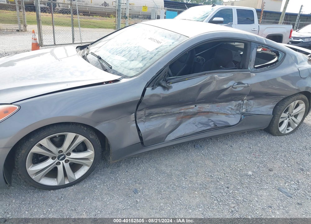 2010 HYUNDAI GENESIS 2.0T VIN: KMHHT6KD6AU028453