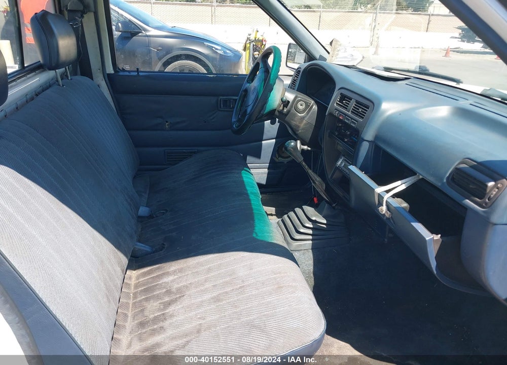 1995 NISSAN TRUCK E/XE VIN: 1N6SD11S6SC310591