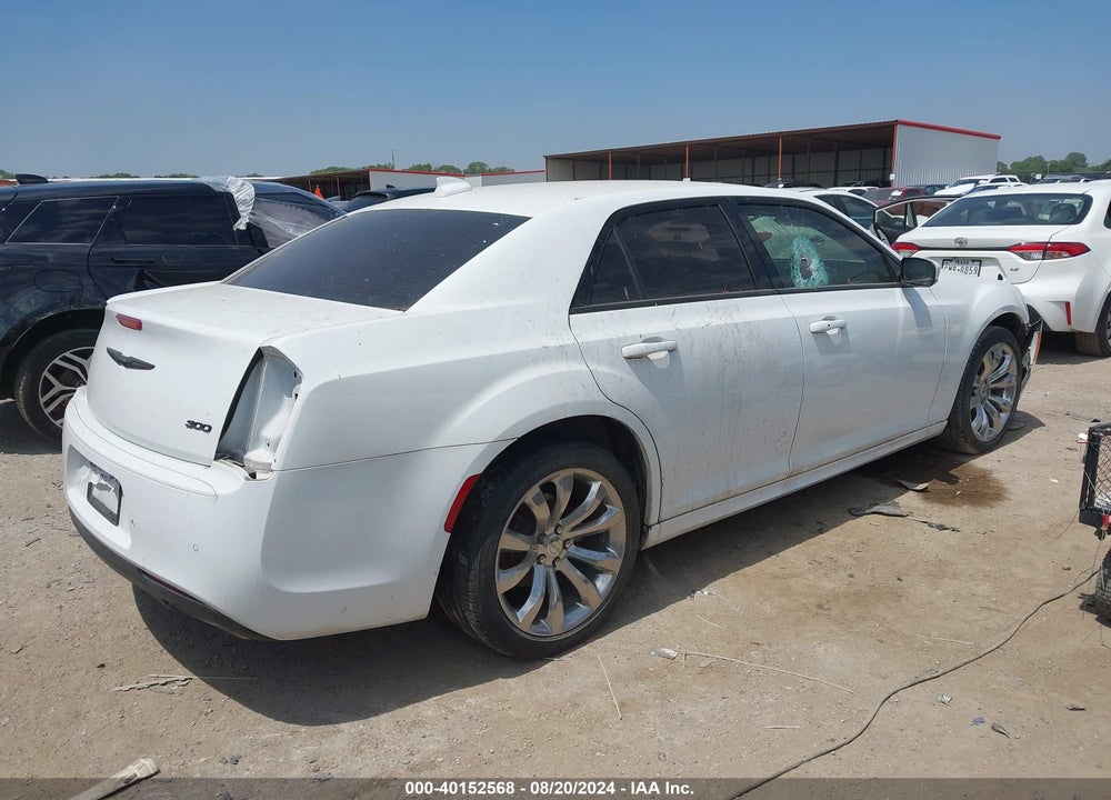 2022 CHRYSLER 300 TOURING L VIN: 2C3CCADG2NH131178