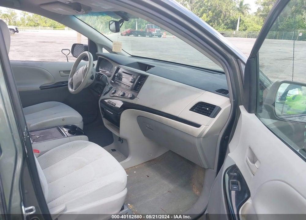 2012 TOYOTA SIENNA LE V6 8 PASSENGER VIN: 5TDKK3DC4CS213592