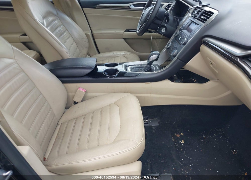 2013 FORD FUSION SE VIN: 3FA6P0HRXDR123583