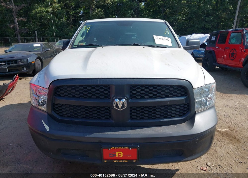 2017 RAM 1500 TRADESMAN REGULAR CAB 4X4 8' BOX VIN: 3C6JR7DG9HG769816