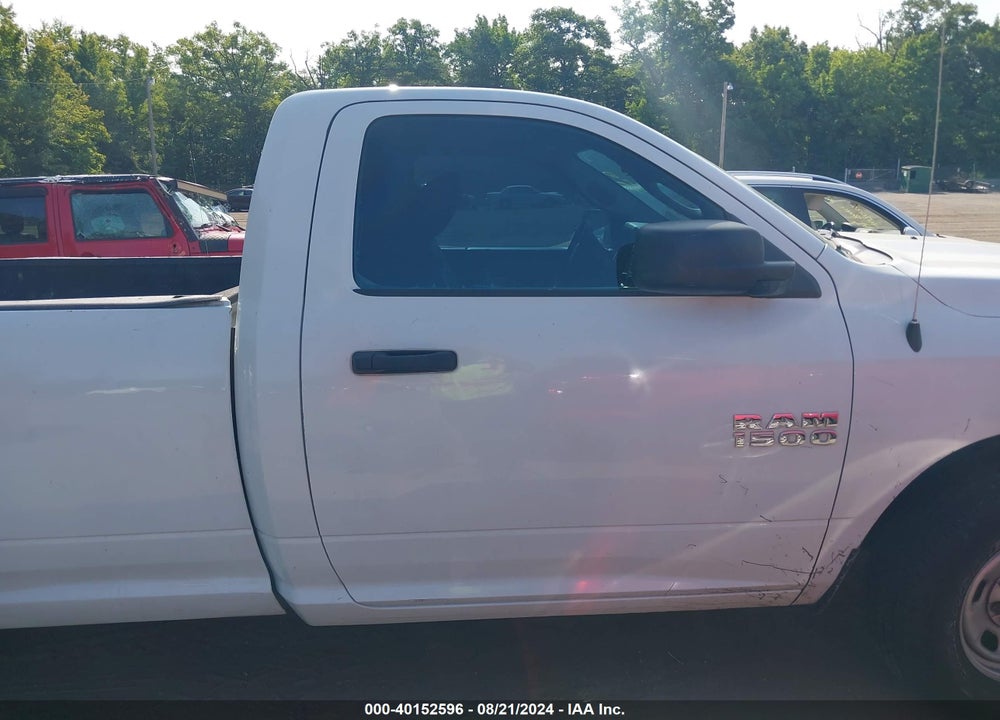 2017 RAM 1500 TRADESMAN REGULAR CAB 4X4 8' BOX VIN: 3C6JR7DG9HG769816