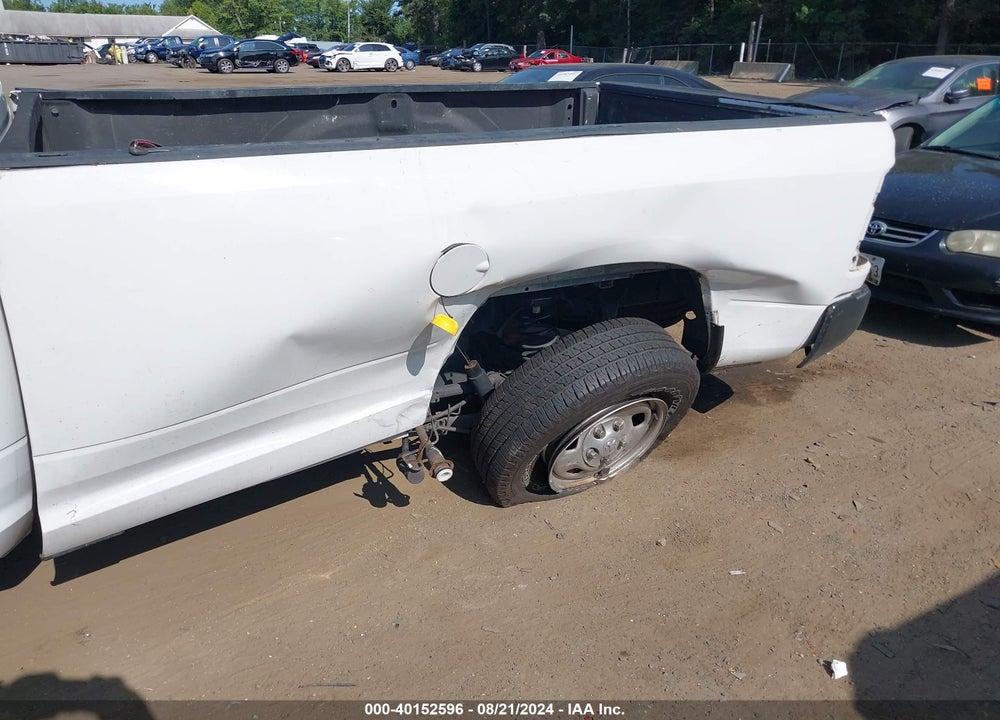 2017 RAM 1500 TRADESMAN REGULAR CAB 4X4 8' BOX VIN: 3C6JR7DG9HG769816