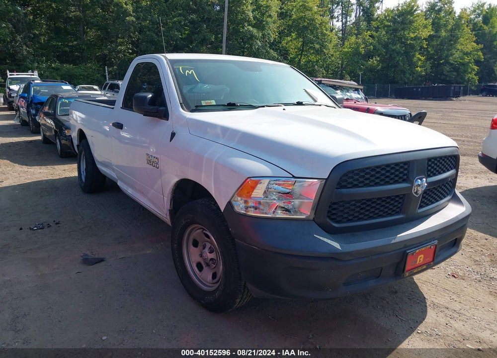 2017 RAM 1500 TRADESMAN REGULAR CAB 4X4 8' BOX VIN: 3C6JR7DG9HG769816