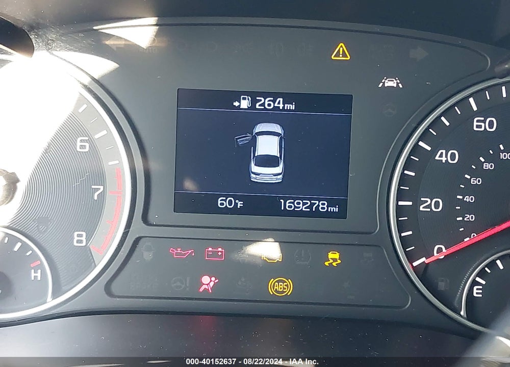 2019 KIA OPTIMA LX VIN: 5XXGT4L36KG349099