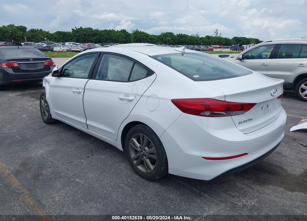 2018 HYUNDAI ELANTRA SEL VIN: 5NPD84LF1JH286673