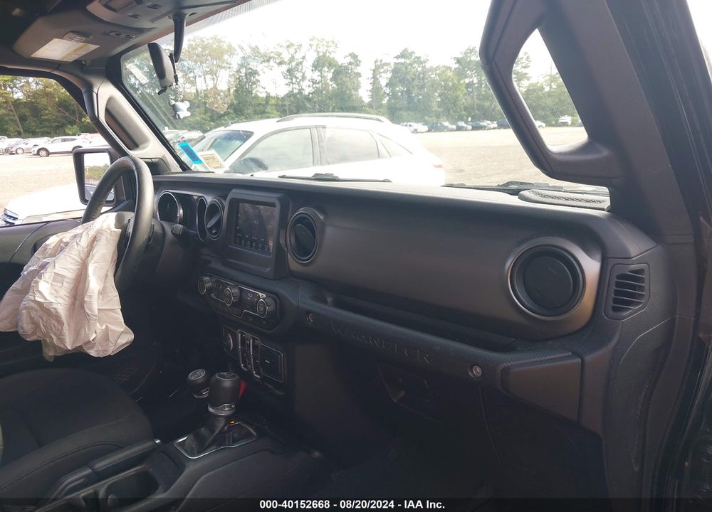 2018 JEEP WRANGLER UNLIMITED SPORT S 4X4 VIN: 1C4HJXDG6JW234478
