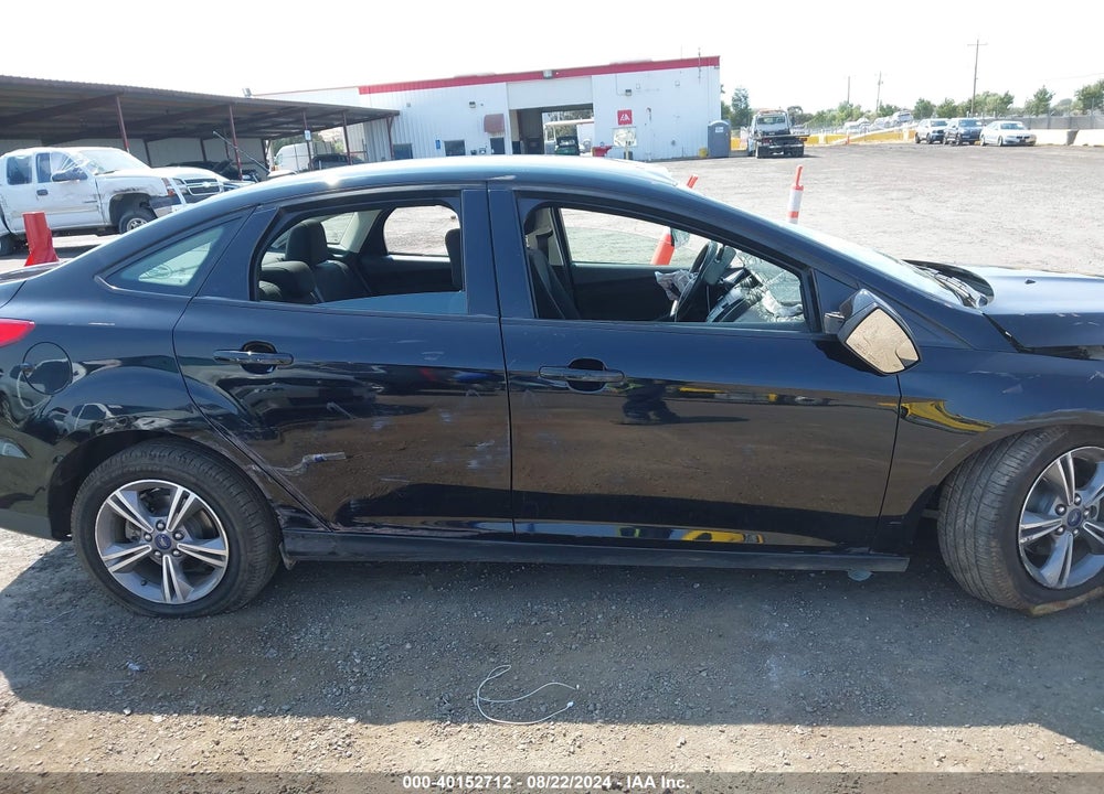 2018 FORD FOCUS VIN: 1FADP3FE5JL261048
