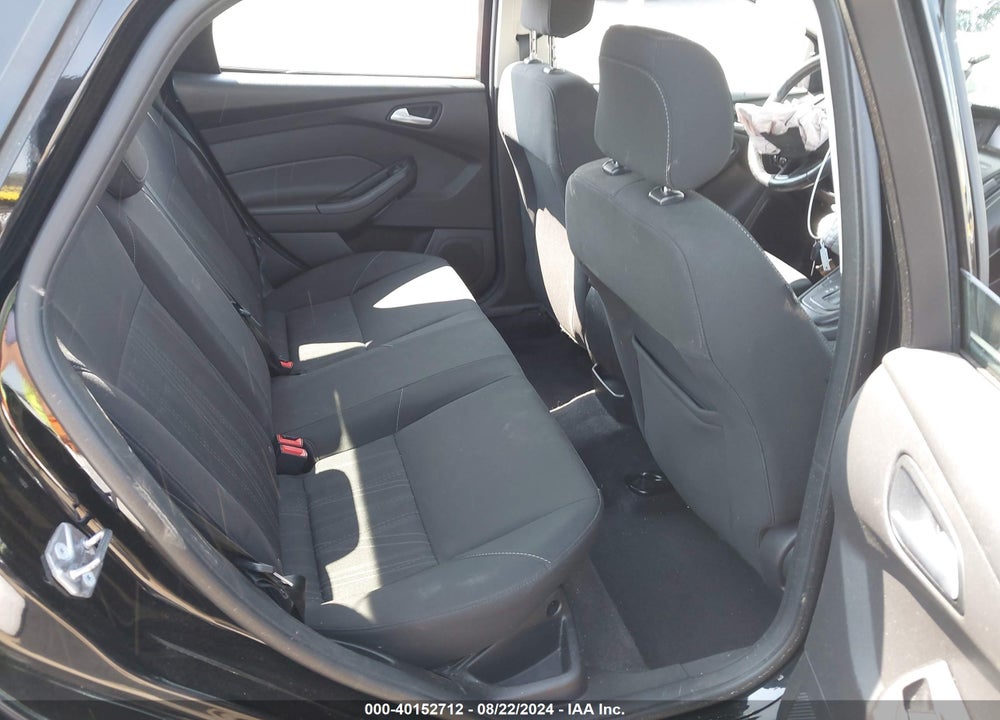 2018 FORD FOCUS VIN: 1FADP3FE5JL261048