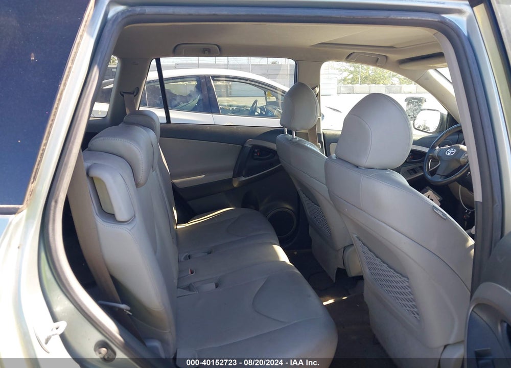 2007 TOYOTA RAV4 LIMITED VIN: JTMBD31V975107800