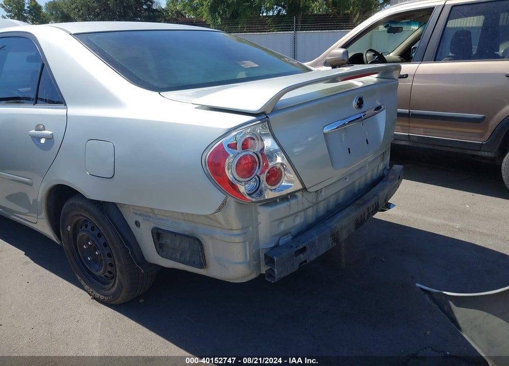 2002 TOYOTA CAMRY LE VIN: JTDBE32K720054683