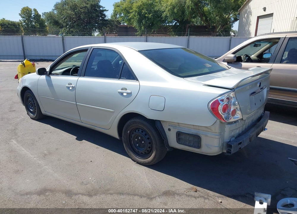 2002 TOYOTA CAMRY LE VIN: JTDBE32K720054683