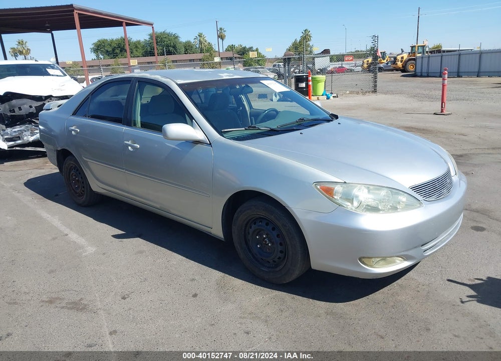 2002 TOYOTA CAMRY LE VIN: JTDBE32K720054683