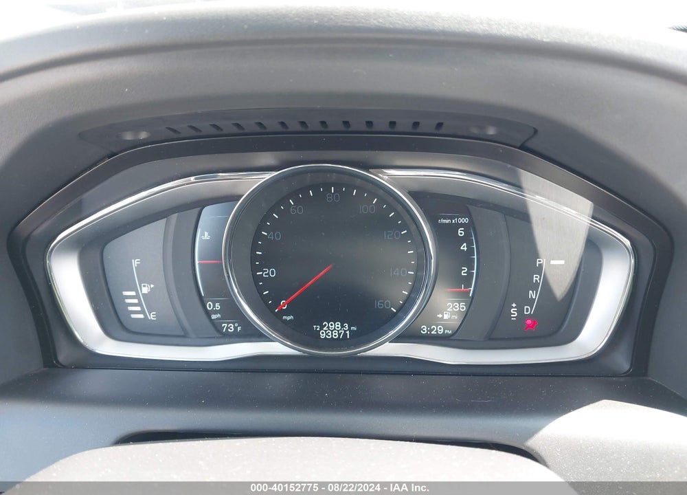2016 VOLVO XC60 T5 PREMIER VIN: YV4612RK0G2826429